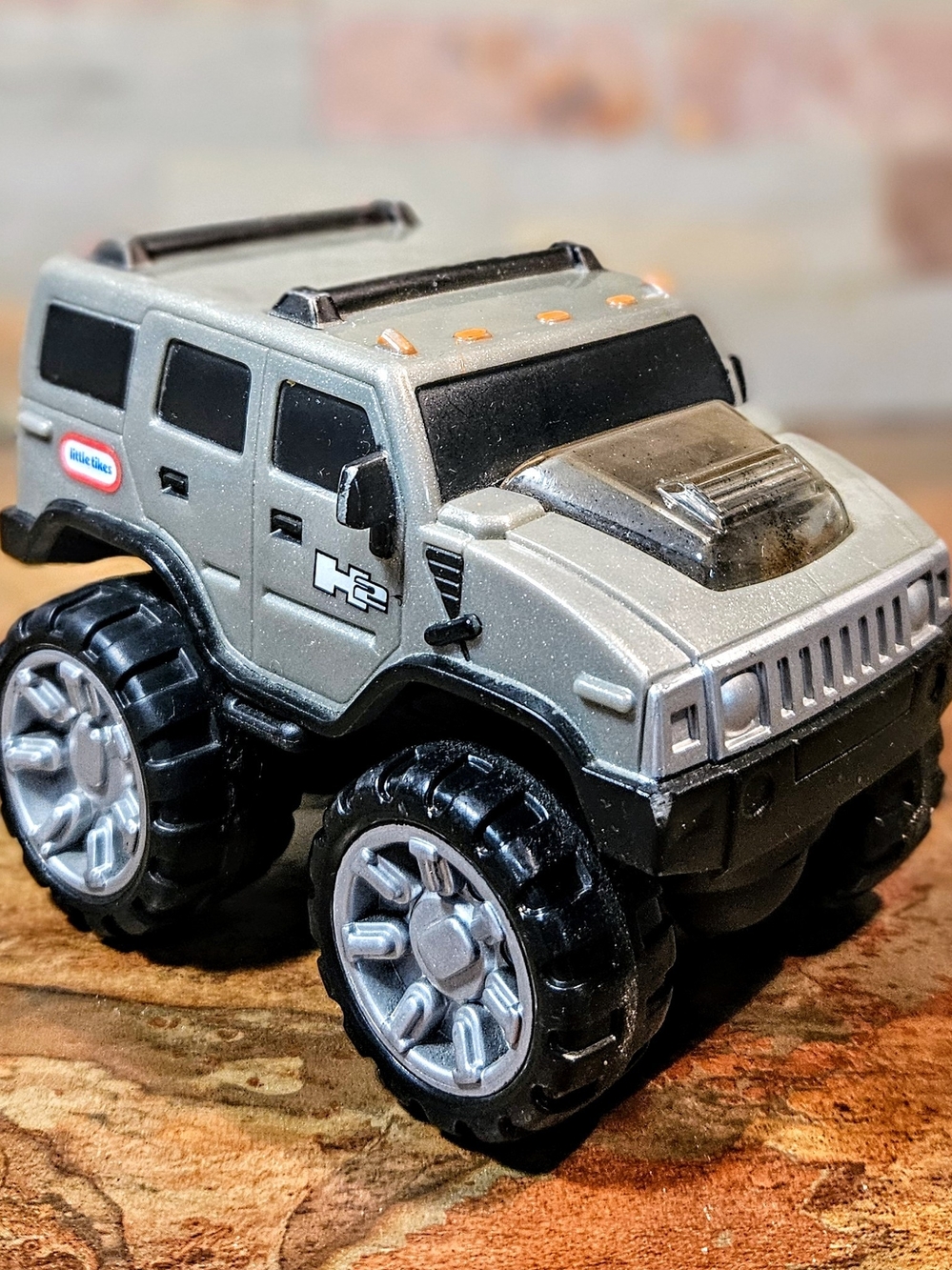 Little Tikes • H2 - Big Wheel Hummer Jeep Toy Vehicle • Pull Back Motion •
